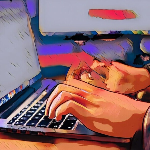 Digitale Illustration: Person tippt an einem Laptop auf einem Tisch.