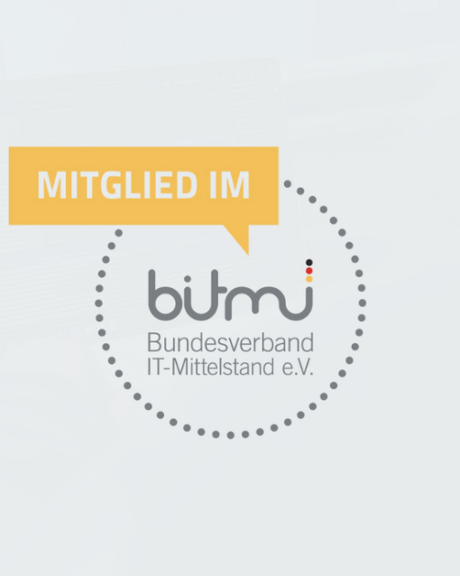 Logo des Bundesverbandes IT-Mittelstand e.V. mit "Mitglied im" in einem gelben Sprechblasen-Design auf neutralem Hintergrund.
