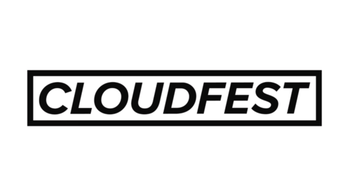 Schwarzes CloudFest-Logo in Großbuchstaben, umrahmt von einem rechteckigen Rahmen auf weißem Hintergrund.